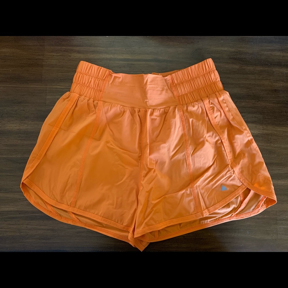 Balance Athletica Breeze Short - Mango - Size Small